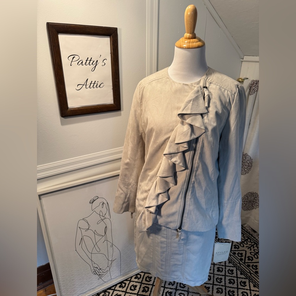 Elegant Beige Jacket and Skirt Set with Ruffle Detail